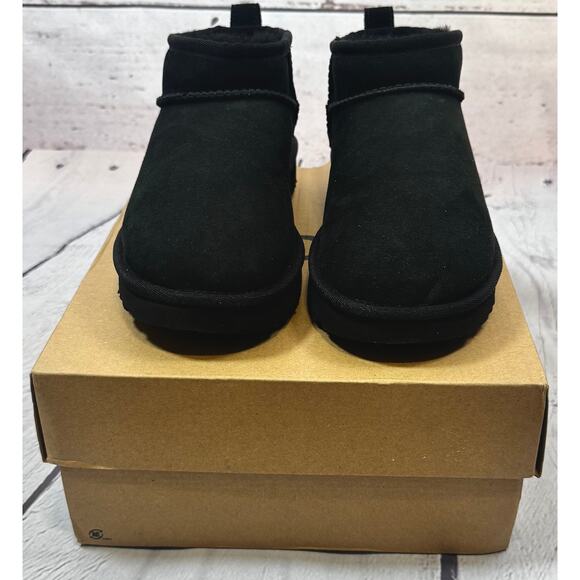 UGG Classic Ultra Mini Boots Black Suede Women’s Size 7 – New With Box - Picture 2 of 13